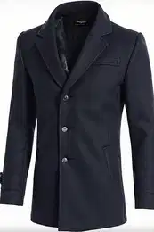 Schwarze Wintermäntel