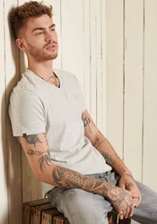Superdry T-Shirt Grau/Hellgrau