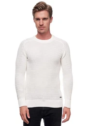 Strickpullover in sportlichem Design