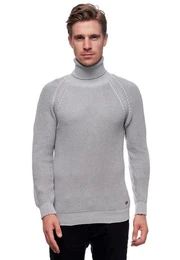 Rollkragenpullover mit kuscheligem Rollkragen