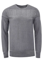 Strickpullover mit aufwendigem Strickmuster