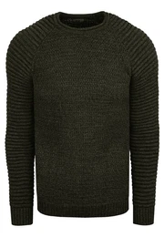 Strickpullover in modischem Grobstrick-Design