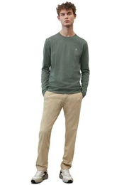 Langarmshirt mit dezentem Logo-Print vorne