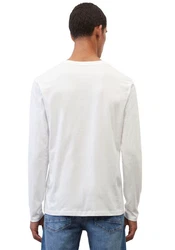 Marc O'Polo Shirt (GOTS) mit dezentem Logo-Print vorne Creme/Weiß