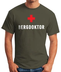 MoonWorks Print-Shirt Herren T-Shirt Bergdoktor Fun-Shirt Apre Ski Party-Shirt Dunkelgrün/Khaki/Beige