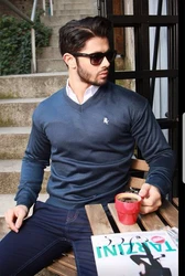 apollon Strickpullover Eleganter V-Ausschnitt Dunkelblau/Hellblau/Blau