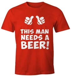 MoonWorks Print-Shirt This Man Needs a Beer Herren Bier T-Shirt Dunkelrot/Rot/Braun