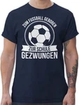 Shirtracer T-Shirt Zum Fußball geboren zur Schule gezwungen EM 2024 Grau/Blau/Braun