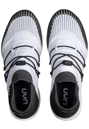 Free Flow Tune Sneaker