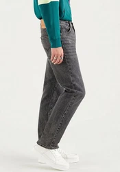Levi's Straight Jeans 551Z AUTHENTIC mit Lederbadge 