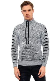 Strickpullover mit stylischem Ausschnitt