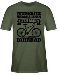 Shirtracer T-Shirt Unterschätze niemals einen alten Mann mit einem Fahrrad schwarz