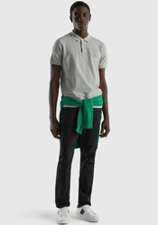 United Colors of Benetton Poloshirt mit Logo in Brusthöhe graumeliert/grn