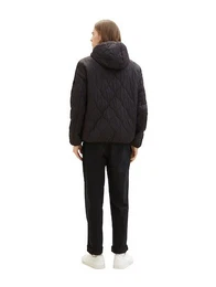 Steppjacke mit Logo-Badge am rmel