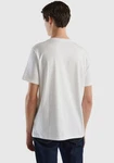 United Colors of Benetton T-Shirt mit Label-Badge Weiß/Creme United Colors of Benetton T-Shirt mit Label-Badge Weiß/Creme