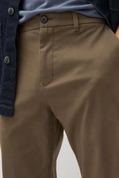 Next Chinohose Straight Fit mit Stretch Khaki/Beige