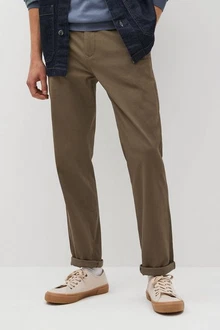 Next Chinohose Straight Fit mit Stretch Khaki/Beige