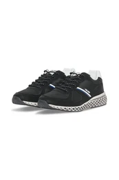 BHFootwear Sneaker