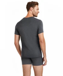 FALKE Unterziehshirt elegant und funktional 