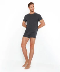 FALKE Unterziehshirt elegant und funktional 