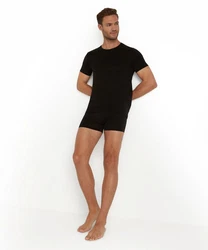 FALKE Unterziehshirt elegant und funktional 