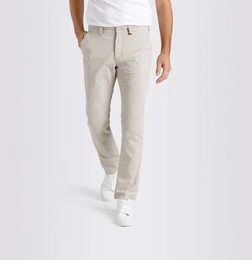 Chinos