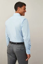 Next Langarmhemd Pflegeleichtes Slim-Fit Hemd Hellblau/Blau