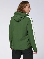 Chiemsee Softshelljacke mit Retro-Patch Grün/Dunkelgrün