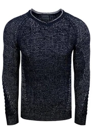 Strickpullover mit ausgefallenem Strickmuster