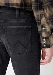 Wrangler Straight-Jeans Greensboro Thunder Dunkelblau/Schwarz/Dunkelgrau