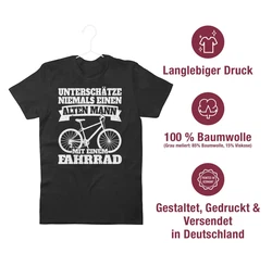 Shirtracer T-Shirt Unterschätze niemals einen alten Mann mit einem Fahrrad weiß