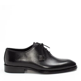 Celal Gltekin 552-04 Schnrschuh Zeitloses Design aus hochwertigem Leder mit bequemer Passform.