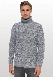 Strickpullover mit angesagtem Karo-Design