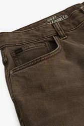 Next Regular-Fit-Jeans aus überfärbtem Denim Khaki/Dunkelgrün