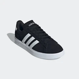 GRAND COURT 2.0 Sneaker Design auf den Spuren des adidas Superstar