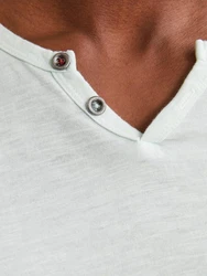 Jack & Jones T-Shirt JJESPLIT NECK TEE SS NOOS (1-tlg) hellblau