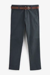 Next Weiche Slim Fit Chinohose mit Gürtel und Print 
