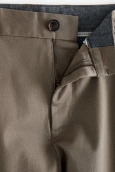 Next Weiche Slim Fit Chinohose mit Gürtel und Print Khaki