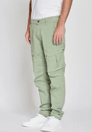 Cargohose 94LEO CARGO mit groen aufgesetzten Cargotaschen und Klapptaschen mit Knopf