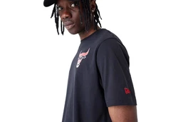 New Era T-Shirt NBA Holographic Chibul Schwarz/Grau/Hellblau/Hellgrau/Rot/Beige