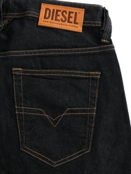 Diesel Straight-Jeans Regular Fit Larkee-X (RR9HF) RR9HF