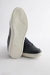 Next Lässig-elegante Sneaker 