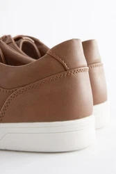 Next Lässig-elegante Sneaker 