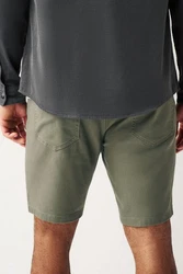 Next Chinoshorts Bermudashorts Slim Dunkelgrün/Khaki/Grün