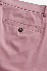 Next Straight Fit Chinoshorts mit Stretch Lila/Rosa