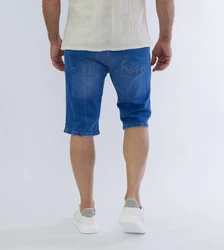 Denim House Jeansshorts Jeanscapri mit heller Waschung und coolem Print Hellblau (31)