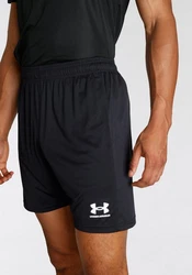 Under Armour Sportshorts Challenger schwarz / weiß