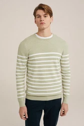 WE Fashion Sweater 