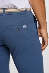 LINDBERGH Chinoshorts mit Gürtel 