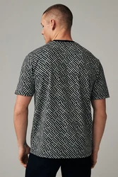 Next T-Shirt mit geometrischem Muster Schwarz/Creme/Grau